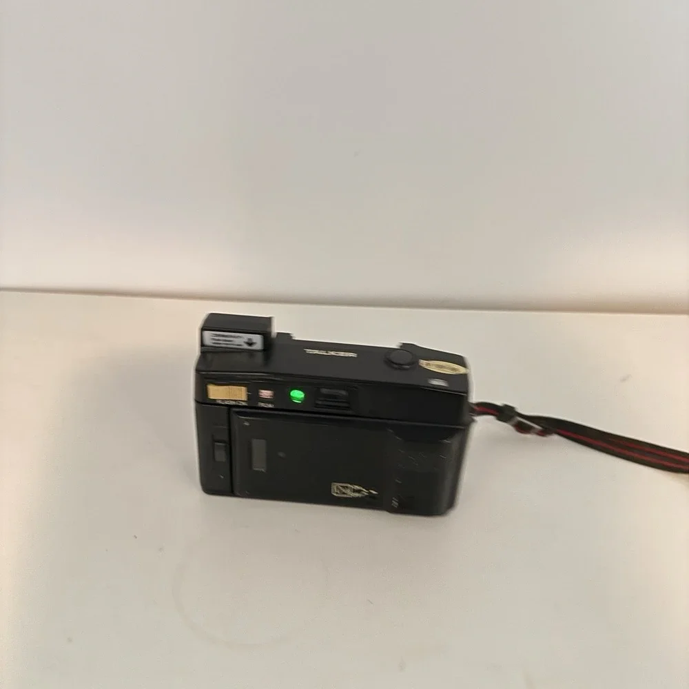 Minolta Talker AFSv 35mm Point Shoot Film Camera Autofocus Tested Working w Case